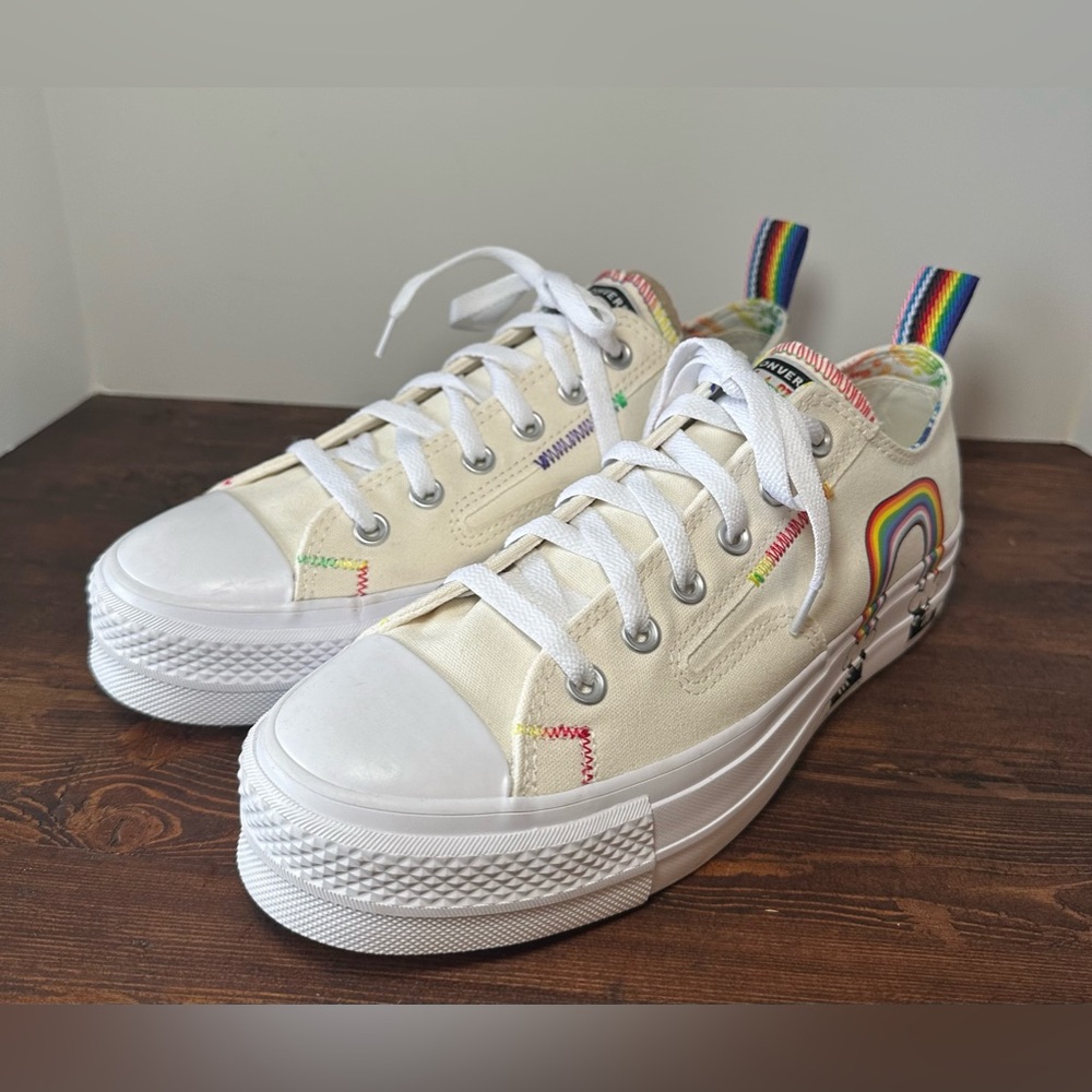 Chuck Taylor All‎ Star Platform Sneakers Pride Flag Rainbow Womens 10 Men’s 8